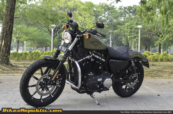 Test ride 2019 Harley  Davidson  Sportster Iron 883 