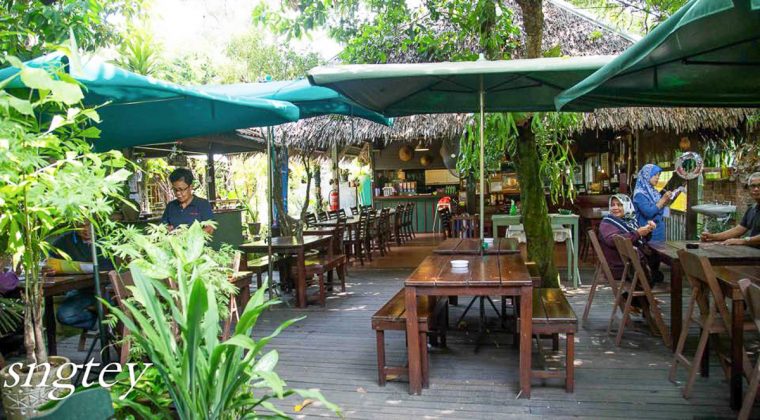 The Weekend Ride – Aunty Aini’s Garden Cafe, Nilai, Negeri Sembilan ...