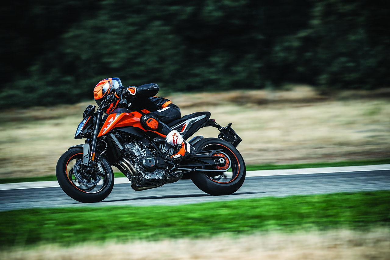 207310_KTM 790 DUKE MY 2018 - Motorcycle news, Motorcycle reviews from ...