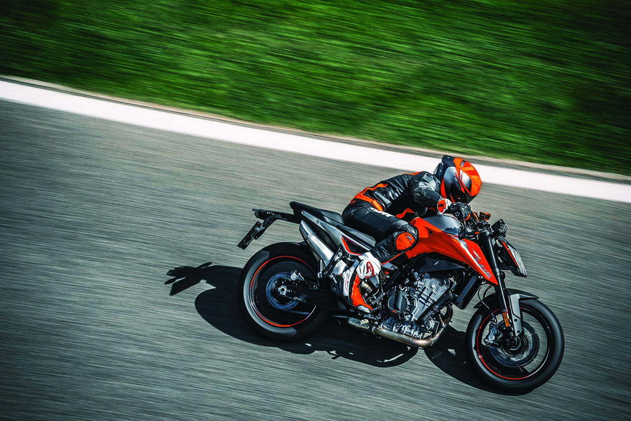 207318_KTM 790 DUKE MY 2018 - Motorcycle news, Motorcycle reviews from ...