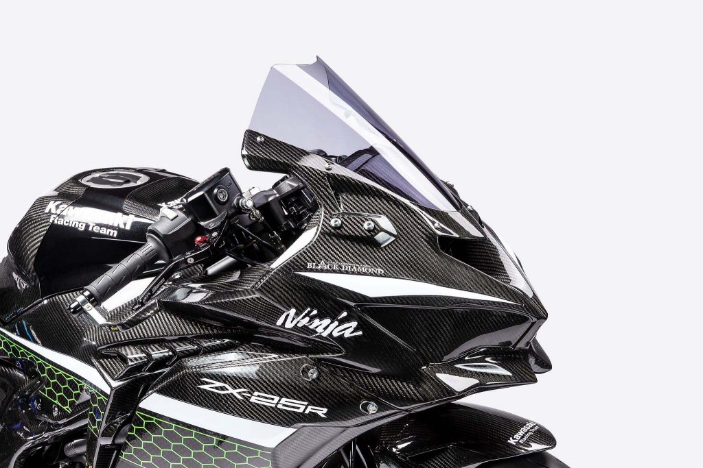 Kawasaki Ninja Zx R Carbon Fibre Race Bike Photo Gallery Motorcycle News Motorcycle