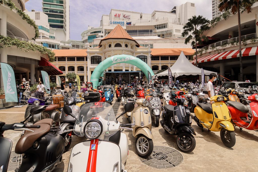 Vespa Racing Sixties Tour Rocks Northern Malaysia