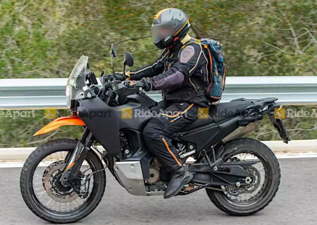 Husqvarna Norden 901 Spotted Again, Launching Soon? - BikesRepublic.com