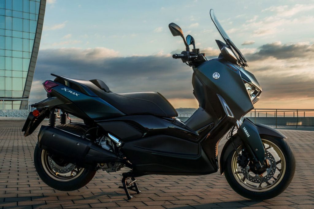 2023 Yamaha XMAX Launched Gets The Tech Max Trim, TFT Display