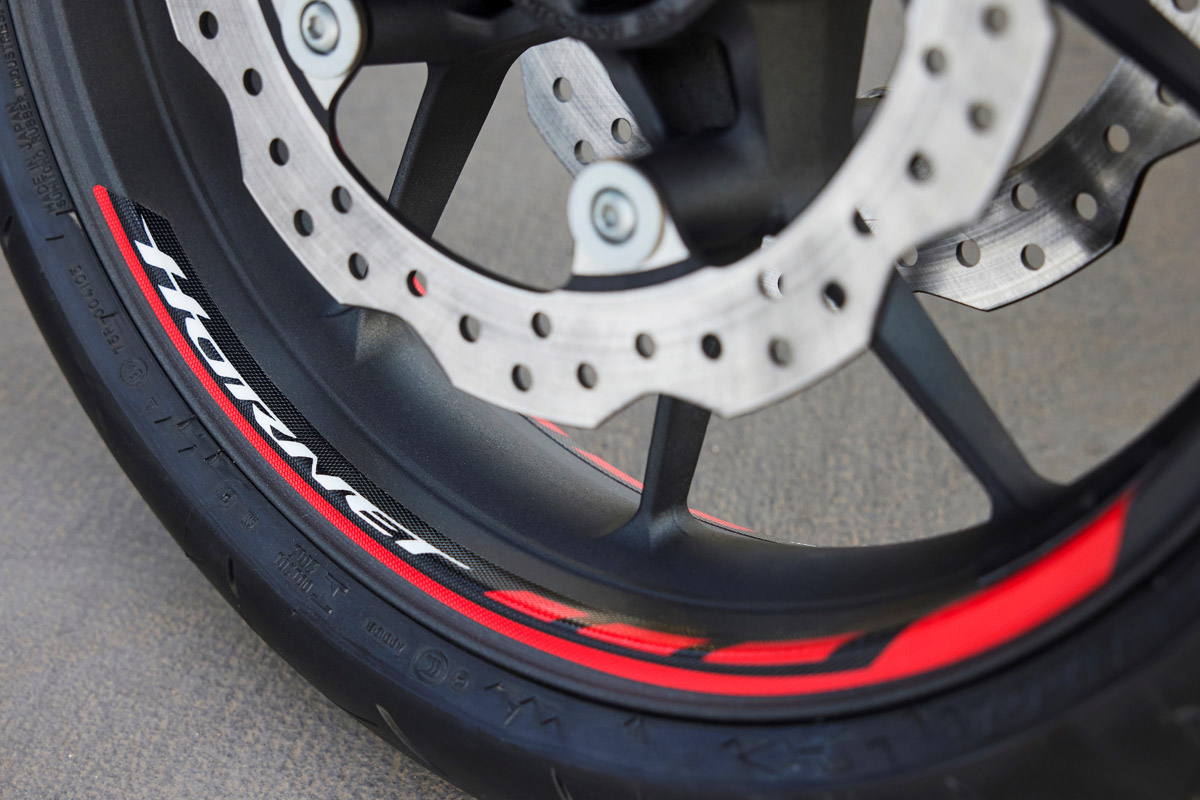 hornet tubeless tyre price