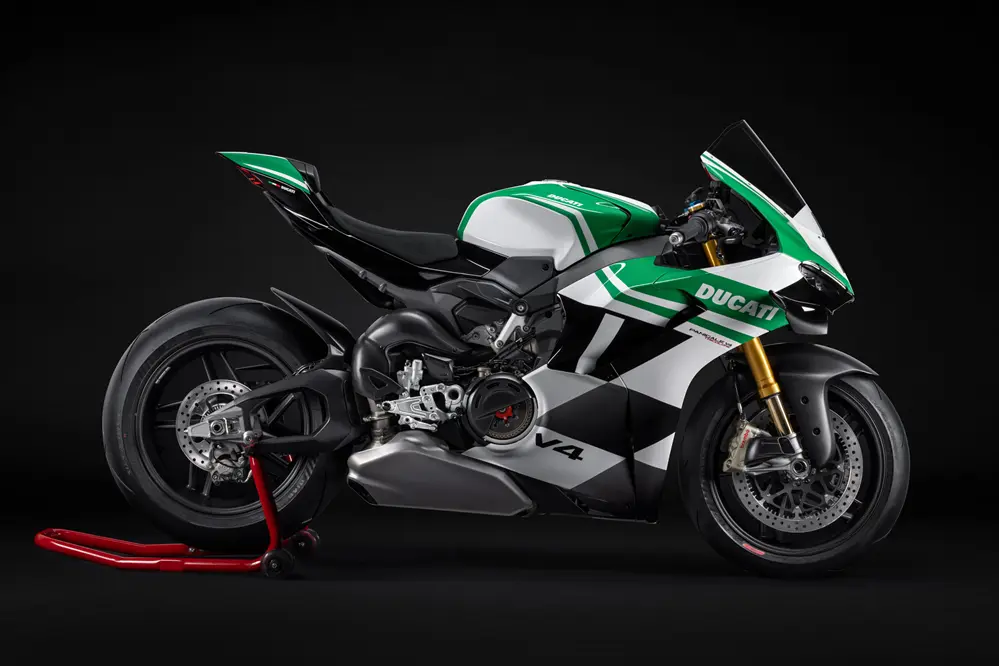 2025 Ducati Panigale Tricolore